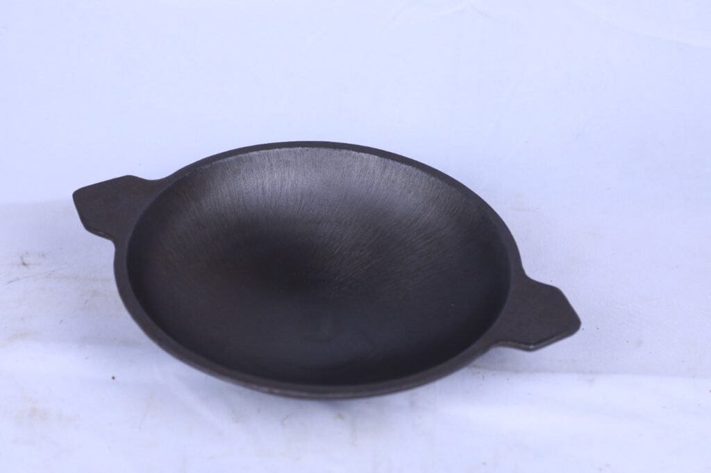 Pre-seasoned cast iron aapam pan/hopper's pan